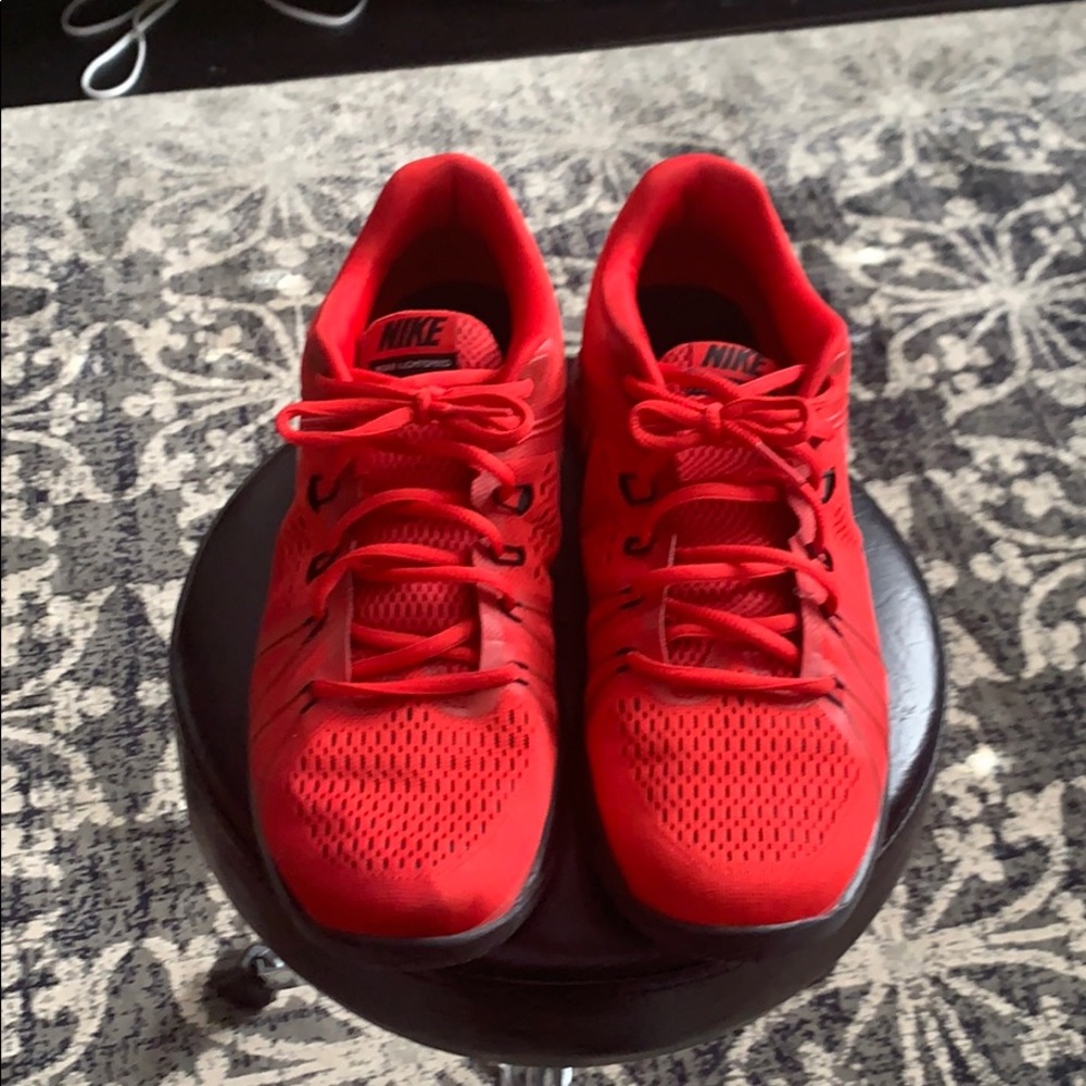 Nike REAX Lightspeed (Nike Zoom)